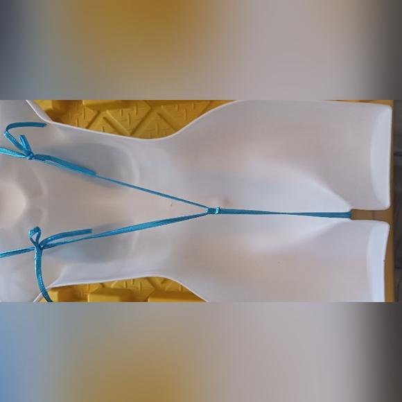 G string suit - Picture 2 of 2